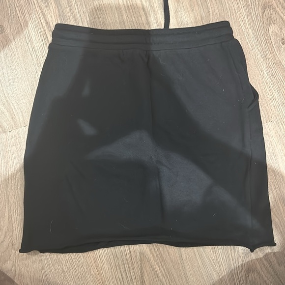 525 drawstring skirt (size small) - Picture 5 of 5